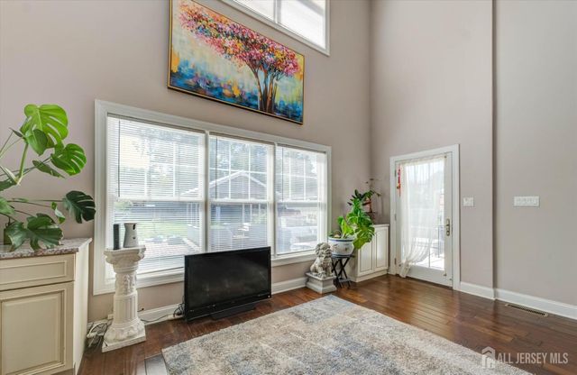 302 Central Avenue, Edison, NJ 08817
