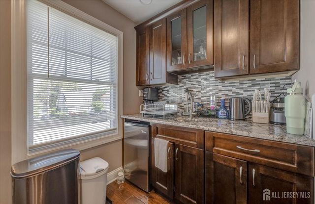 302 Central Avenue, Edison, NJ 08817