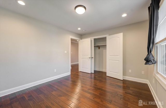 302 Central Avenue, Edison, NJ 08817