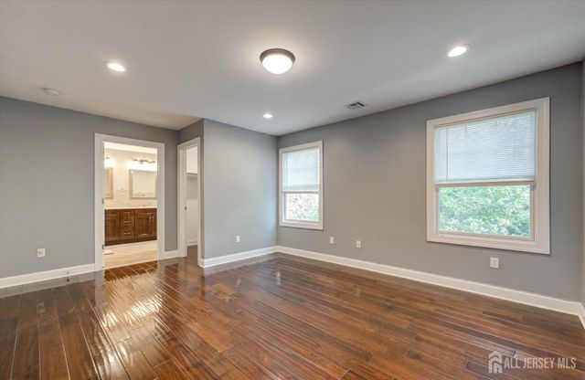 302 Central Avenue, Edison, NJ 08817