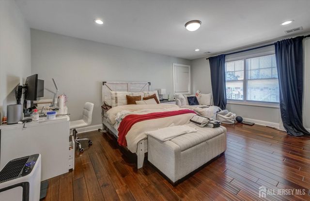 302 Central Avenue, Edison, NJ 08817