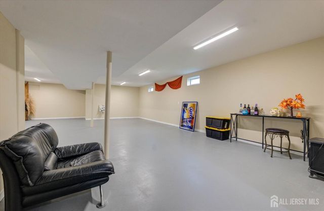 302 Central Avenue, Edison, NJ 08817