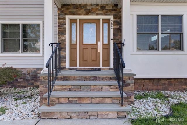 302 Central Avenue, Edison, NJ 08817