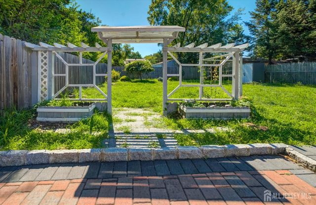 302 Central Avenue, Edison, NJ 08817