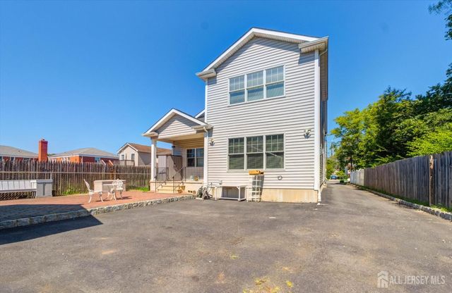 302 Central Avenue, Edison, NJ 08817