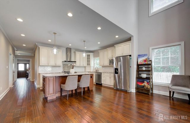 302 Central Avenue, Edison, NJ 08817