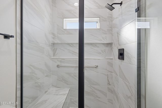 608 Curleaf Court, Horizon City, TX 79928