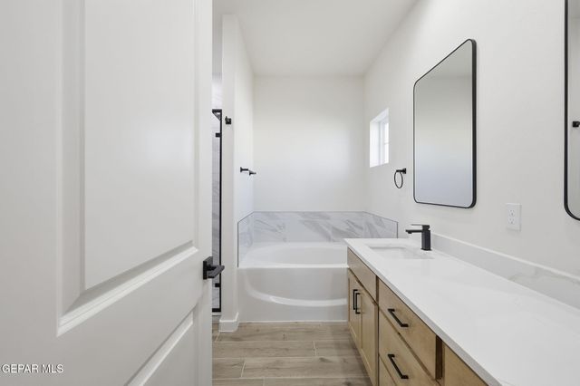 608 Curleaf Court, Horizon City, TX 79928