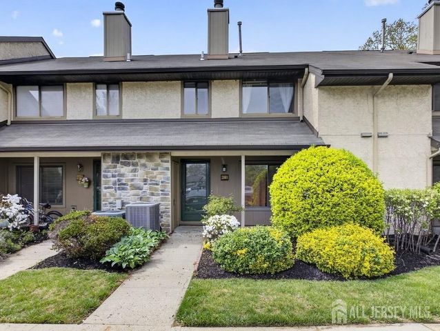 241 Hampshire Drive, Plainsboro, NJ 08536
