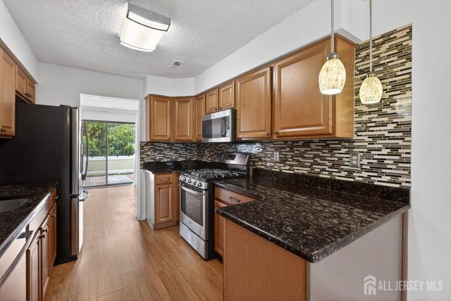 241 Hampshire Drive, Plainsboro, NJ 08536