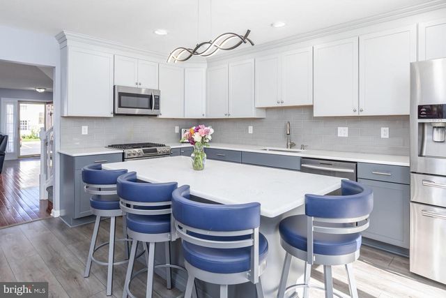 306 ALLENS LN, Mullica Hill, NJ 08062