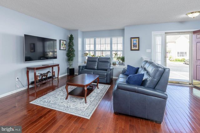306 ALLENS LN, Mullica Hill, NJ 08062