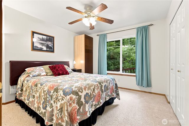 4782 NW Grover Lane, Bremerton, WA 98312
