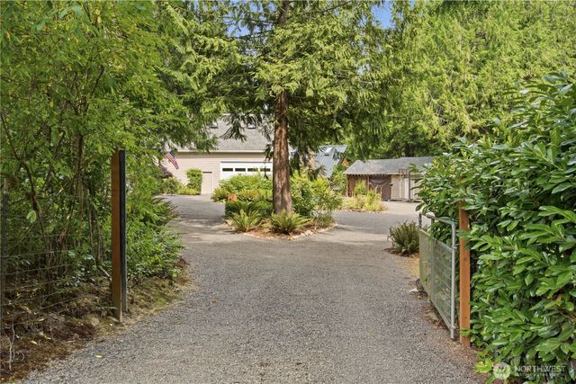 4782 NW Grover Lane, Bremerton, WA 98312