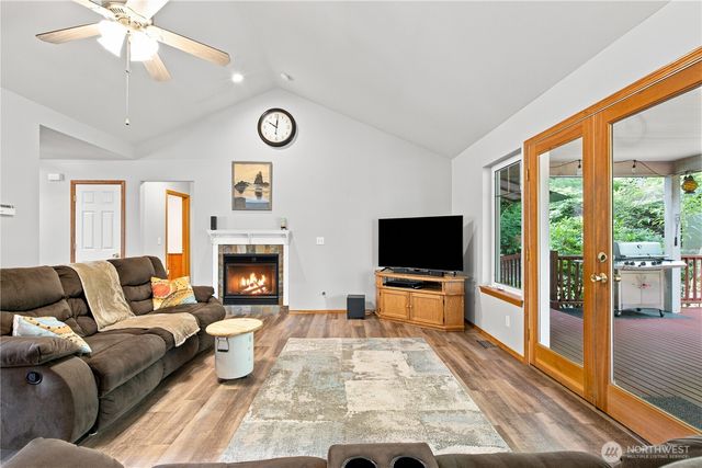 4782 NW Grover Lane, Bremerton, WA 98312