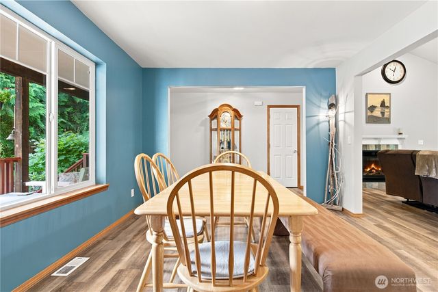 4782 NW Grover Lane, Bremerton, WA 98312
