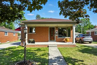1523 Marion Avenue, Lincoln Park, MI 48146