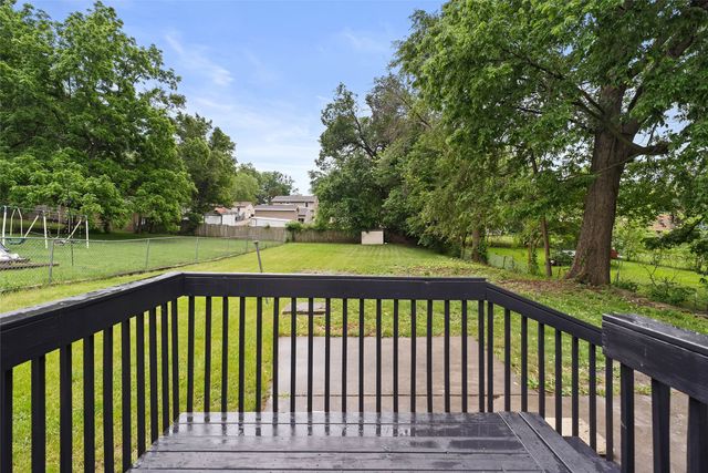 217 E Payton Avenue, Des Moines, IA 50315