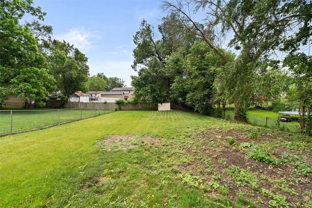 217 E Payton Avenue, Des Moines, IA 50315