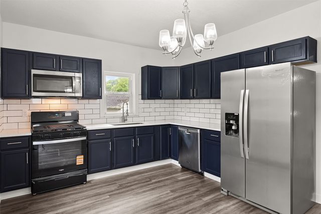 217 E Payton Avenue, Des Moines, IA 50315