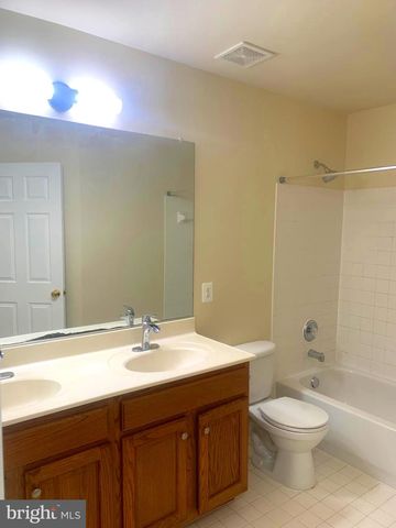 9404 BUCKHALL FARM CT, Manassas, VA 20111