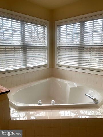 9404 BUCKHALL FARM CT, Manassas, VA 20111