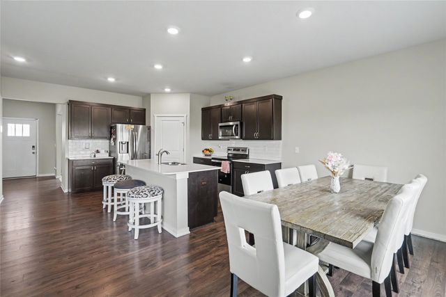 3920 NW 11th Court, Ankeny, IA 50023