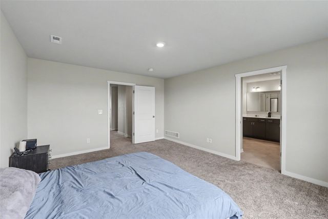 3920 NW 11th Court, Ankeny, IA 50023