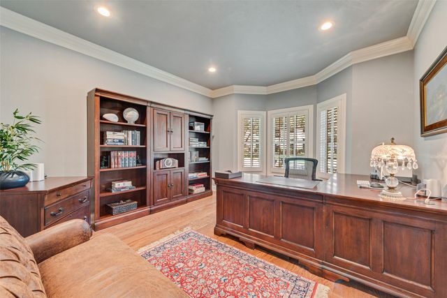 6813 Vista Ridge Drive E, Fort Worth, TX 76132