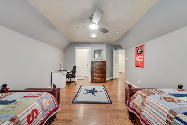 6813 Vista Ridge Drive E, Fort Worth, TX 76132