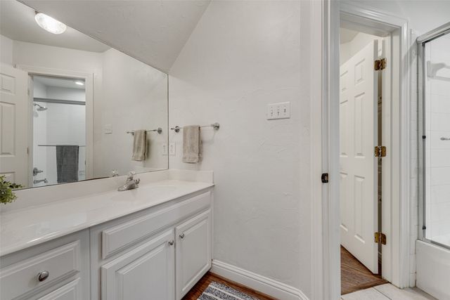 6813 Vista Ridge Drive E, Fort Worth, TX 76132