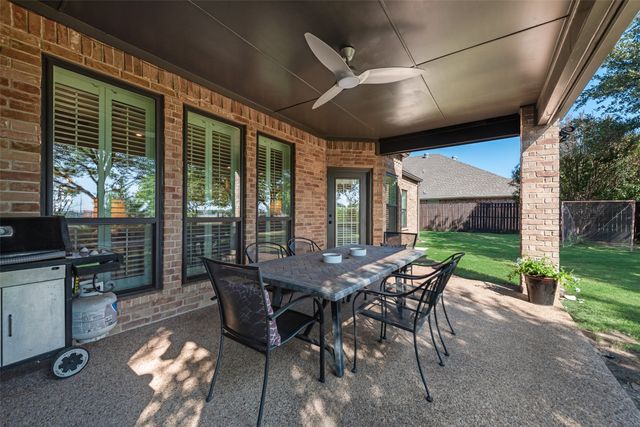 6813 Vista Ridge Drive E, Fort Worth, TX 76132