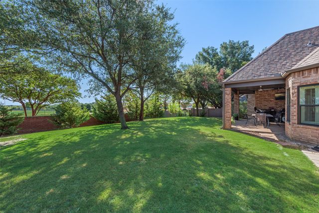 6813 Vista Ridge Drive E, Fort Worth, TX 76132