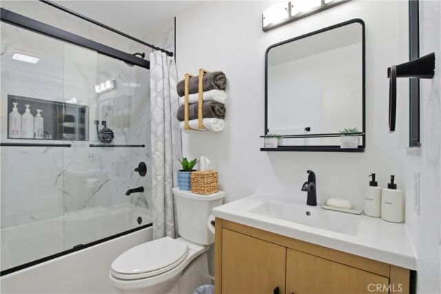 17430 Crawford, Lake Elsinore, CA 92530