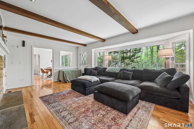 206 Peddlers Road, Guilford, CT 06437