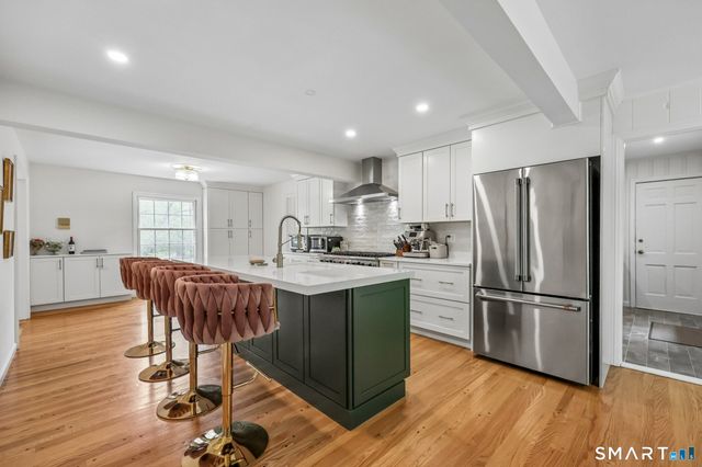 206 Peddlers Road, Guilford, CT 06437
