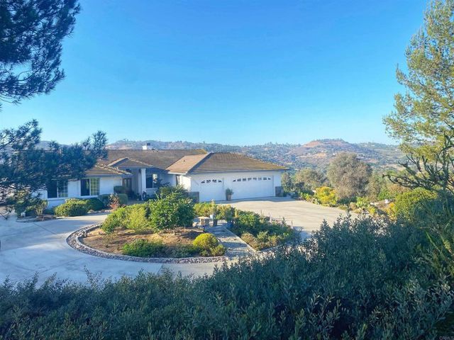 31255 Via Mariposa Court, Bonsall, CA 92003