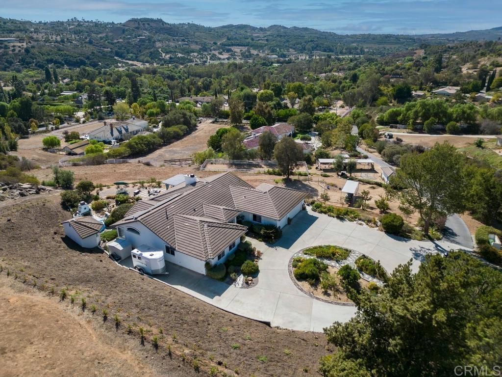 31255 Via Mariposa Court, Bonsall, CA 92003 — photo 4
