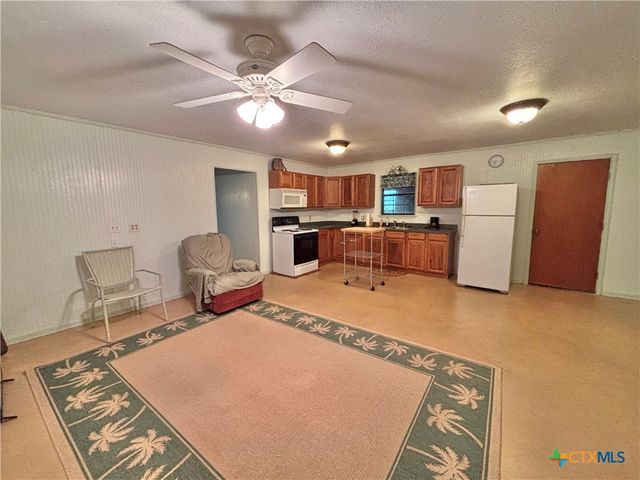 103 Cassie Street, Port O'connor, TX 77982