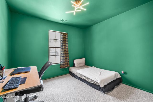 100 Dundee Court, Aberdeen, NJ 07747