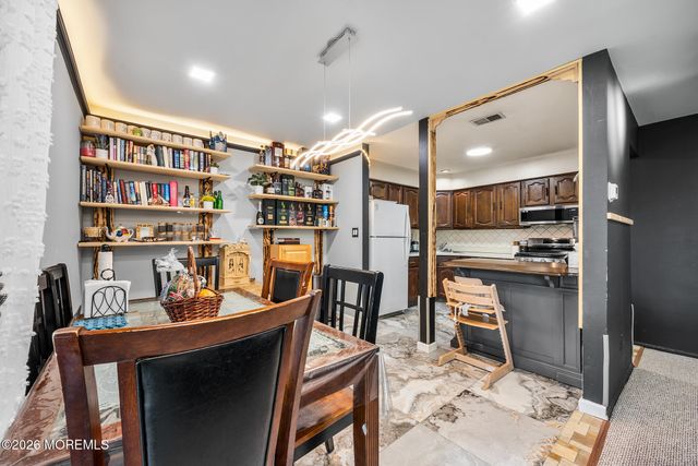 100 Dundee Court, Aberdeen, NJ 07747