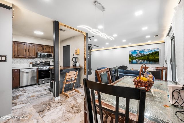 100 Dundee Court, Aberdeen, NJ 07747