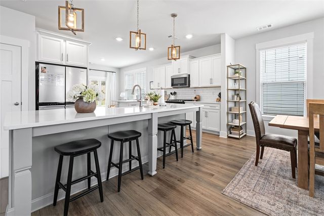 144 founders Boulevard, Central, SC 29630