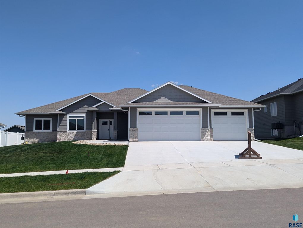 2604 S Galena Ave Avenue, Sioux Falls, SD 57110
