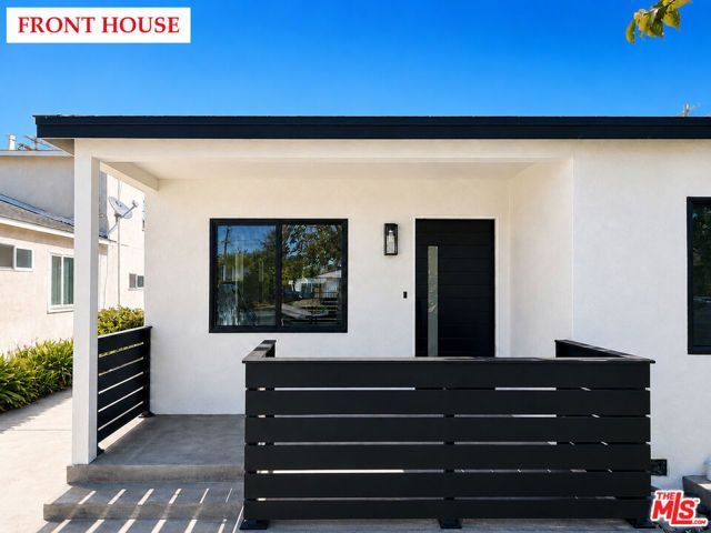 2806 S Barrington Avenue, Los Angeles, CA 90064
