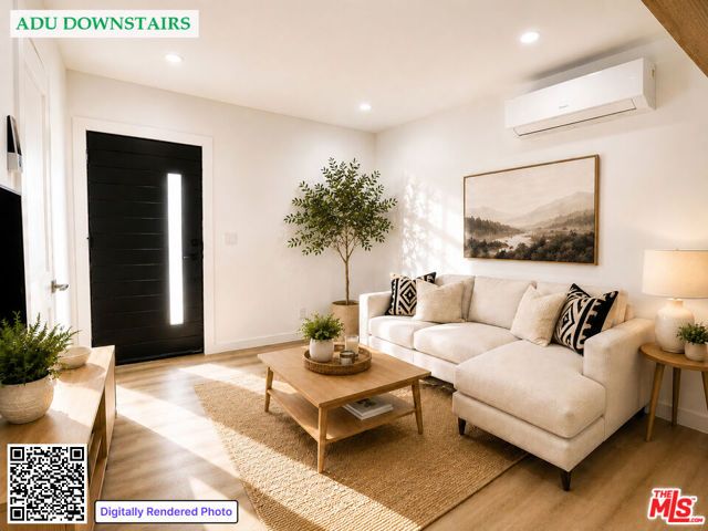 2806 S Barrington Avenue, Los Angeles, CA 90064