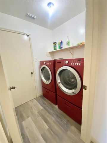 4203 Breckenridge Drive, Houston, TX 77066