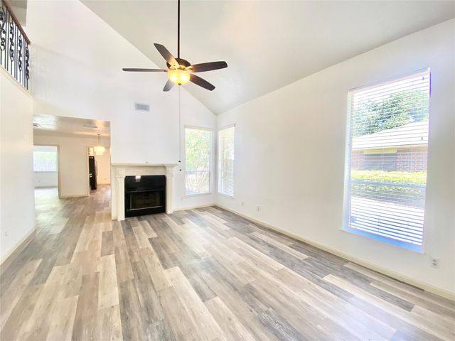 4203 Breckenridge Drive, Houston, TX 77066