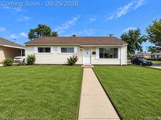 15251 Wildwood, Roseville, MI 48066