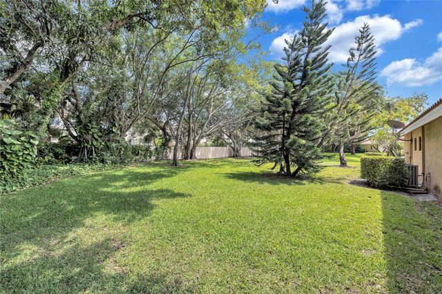 10619 Ladypalm Lane B, Boca Raton, FL 33498